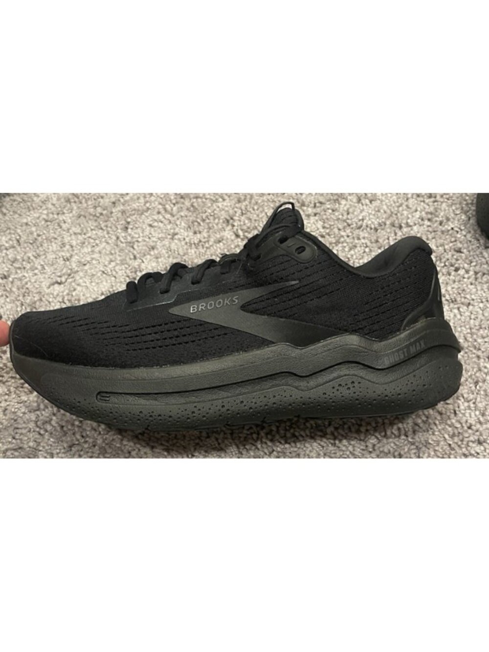 Brooks Womens Ghost Max 1203952E020 Black Running Shoes Sneakers Size 9 B